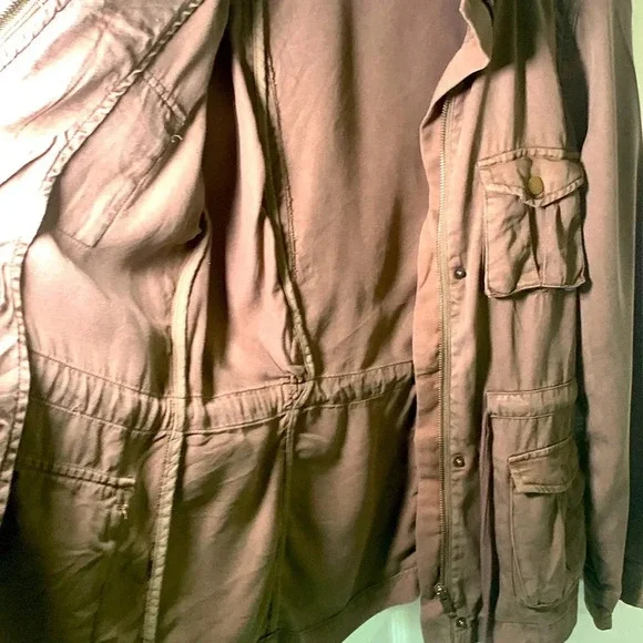 Maison Jules army green utility jacket size medium - Picture 6 of 9
